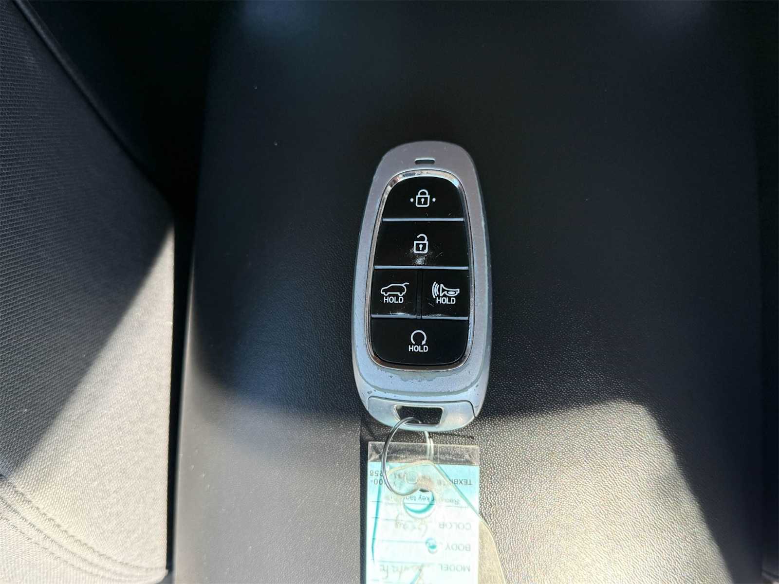 Thumbnail: 2023 Hyundai Santa Fe - 20