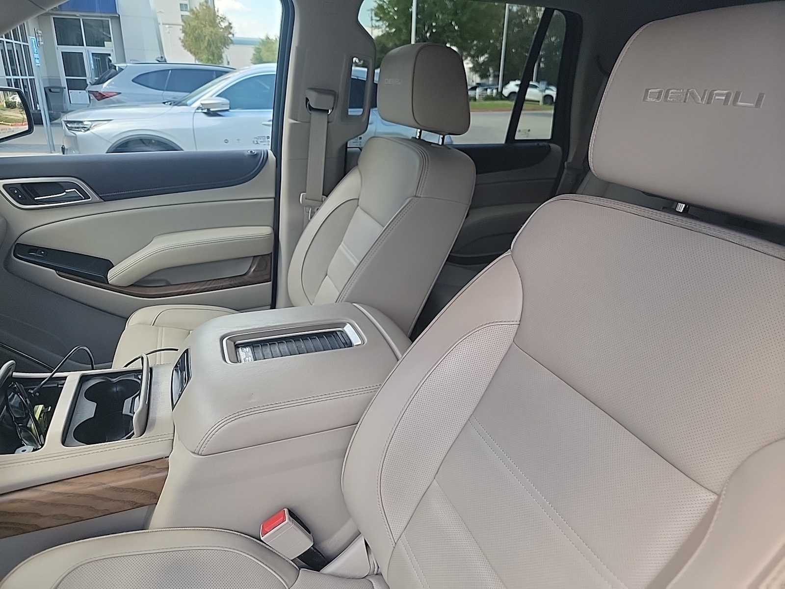 Thumbnail: 2019 GMC Yukon - 7