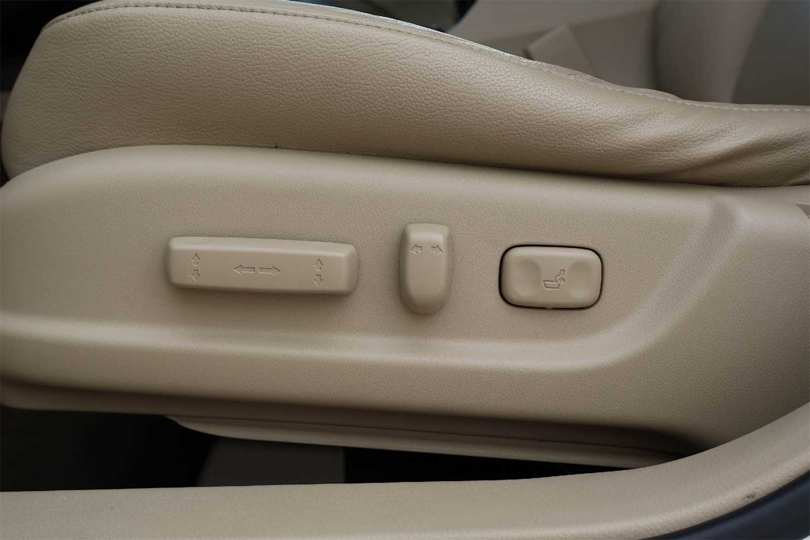 Thumbnail: 2013 Acura RDX - 24