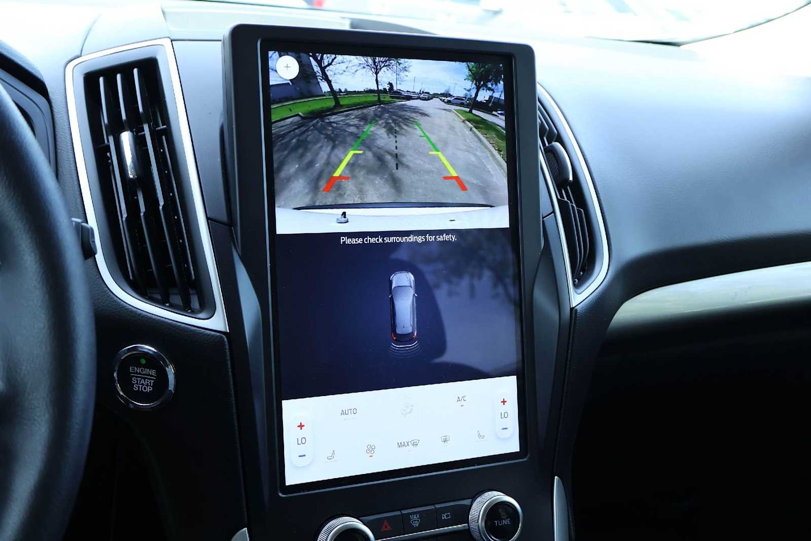 Thumbnail: 2024 Ford Edge - 29