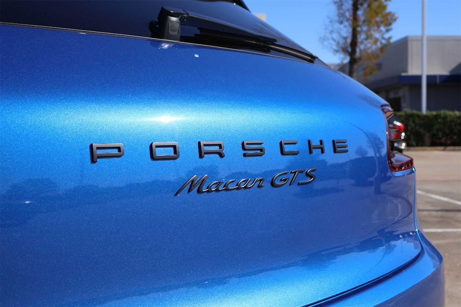 Thumbnail: 2017 Porsche Macan - 7