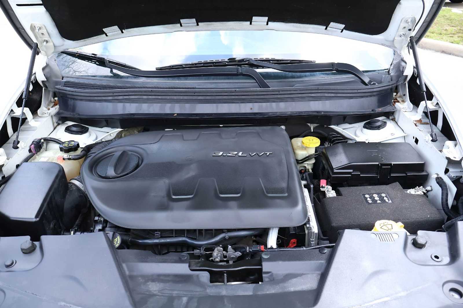 Thumbnail: 2014 Jeep Cherokee - 9