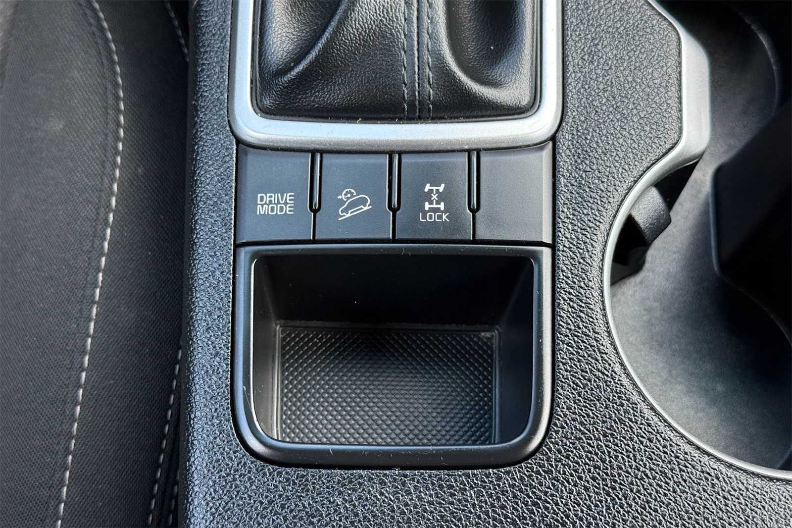 Thumbnail: 2022 Kia Sportage - 25