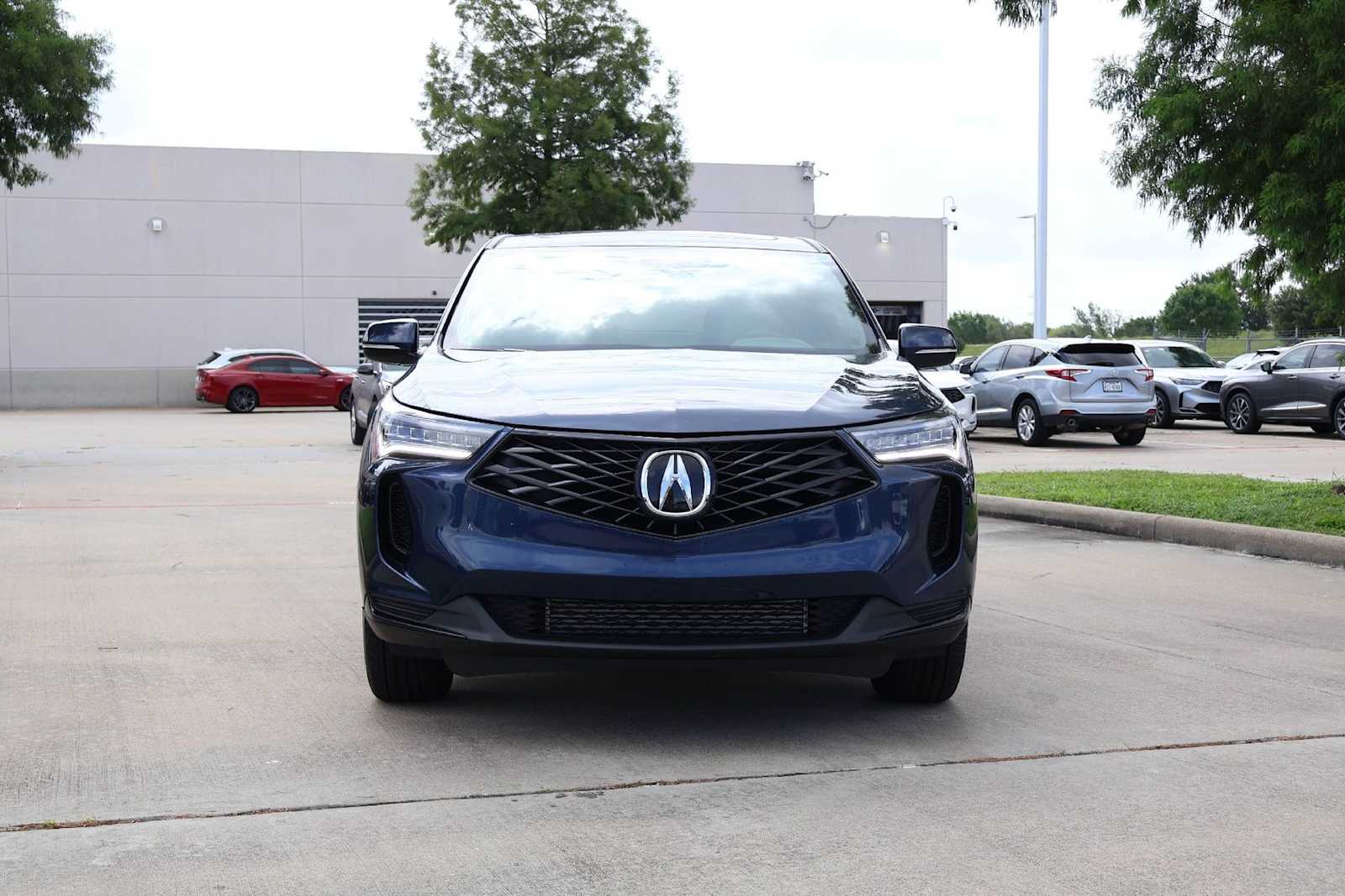 Thumbnail: 2025 Acura RDX - 6