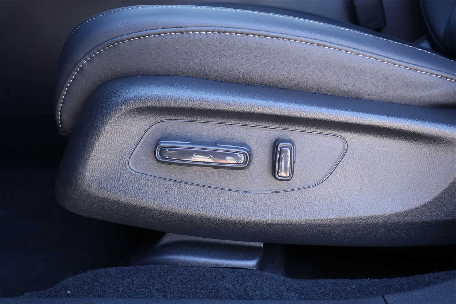 Thumbnail: 2025 Acura ADX - 24