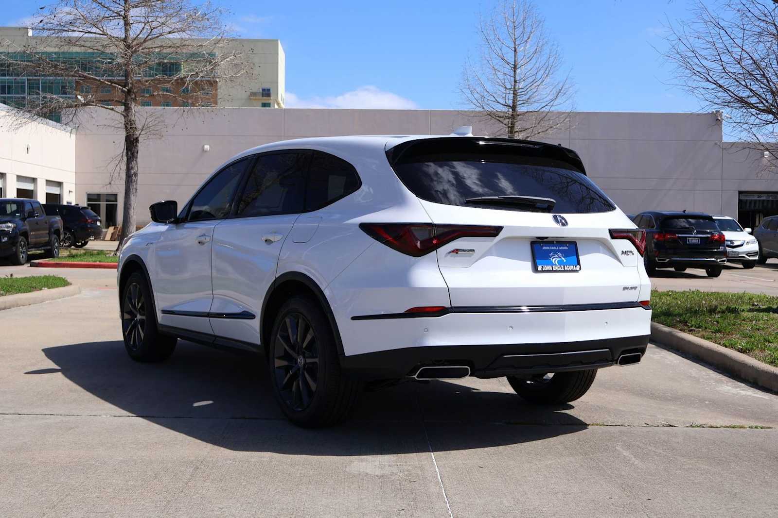 Thumbnail: 2026 Acura MDX - 4