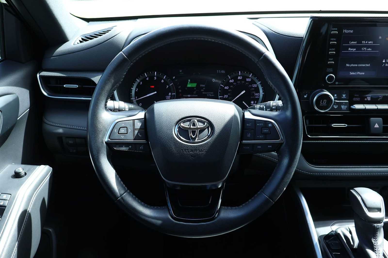 Thumbnail: 2021 Toyota Highlander - 15