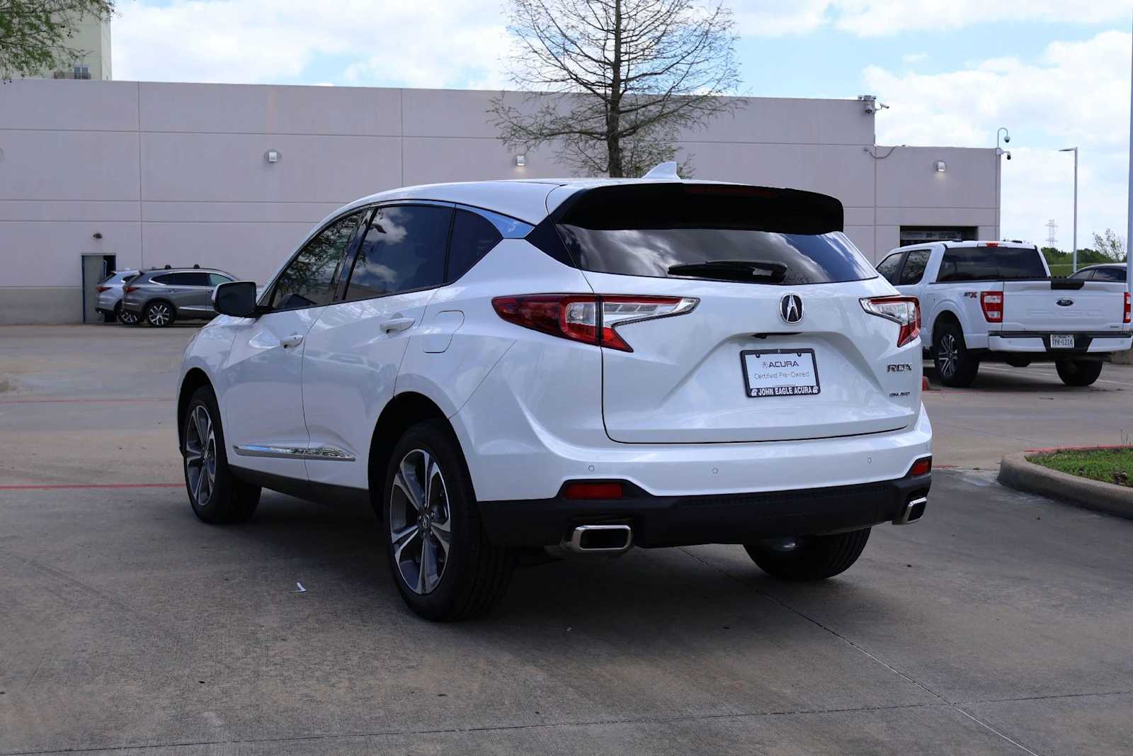 Thumbnail: 2025 Acura RDX - 4