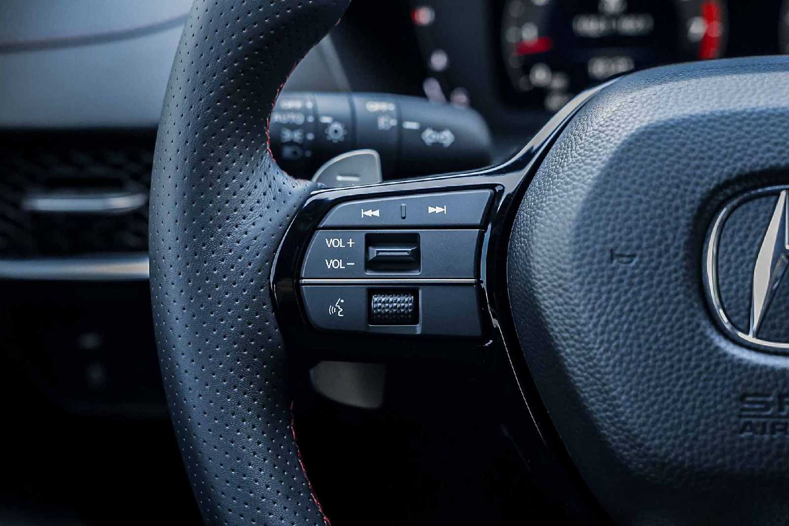 Thumbnail: 2025 Acura ADX - 19