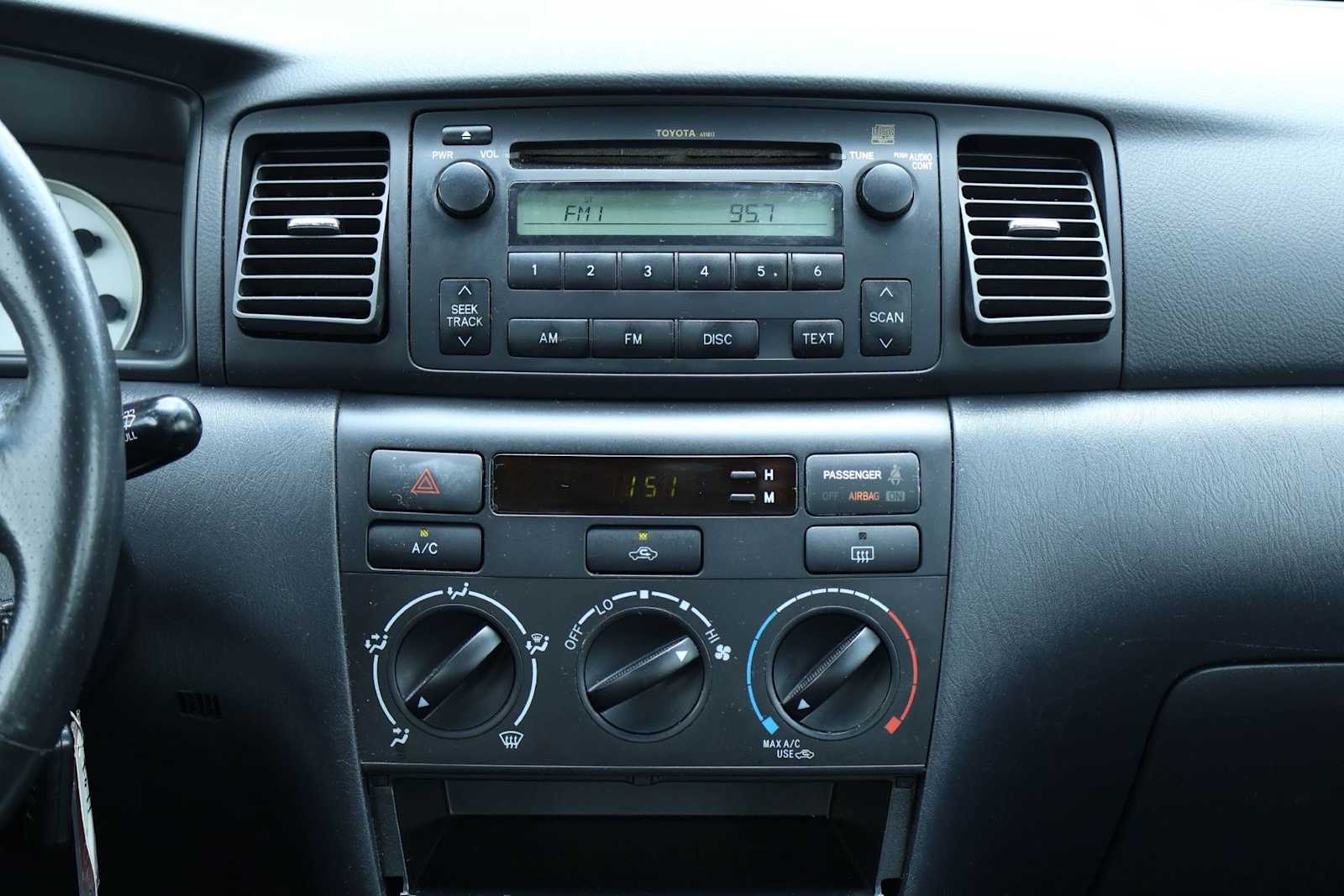 Thumbnail: 2006 Toyota Corolla - 16