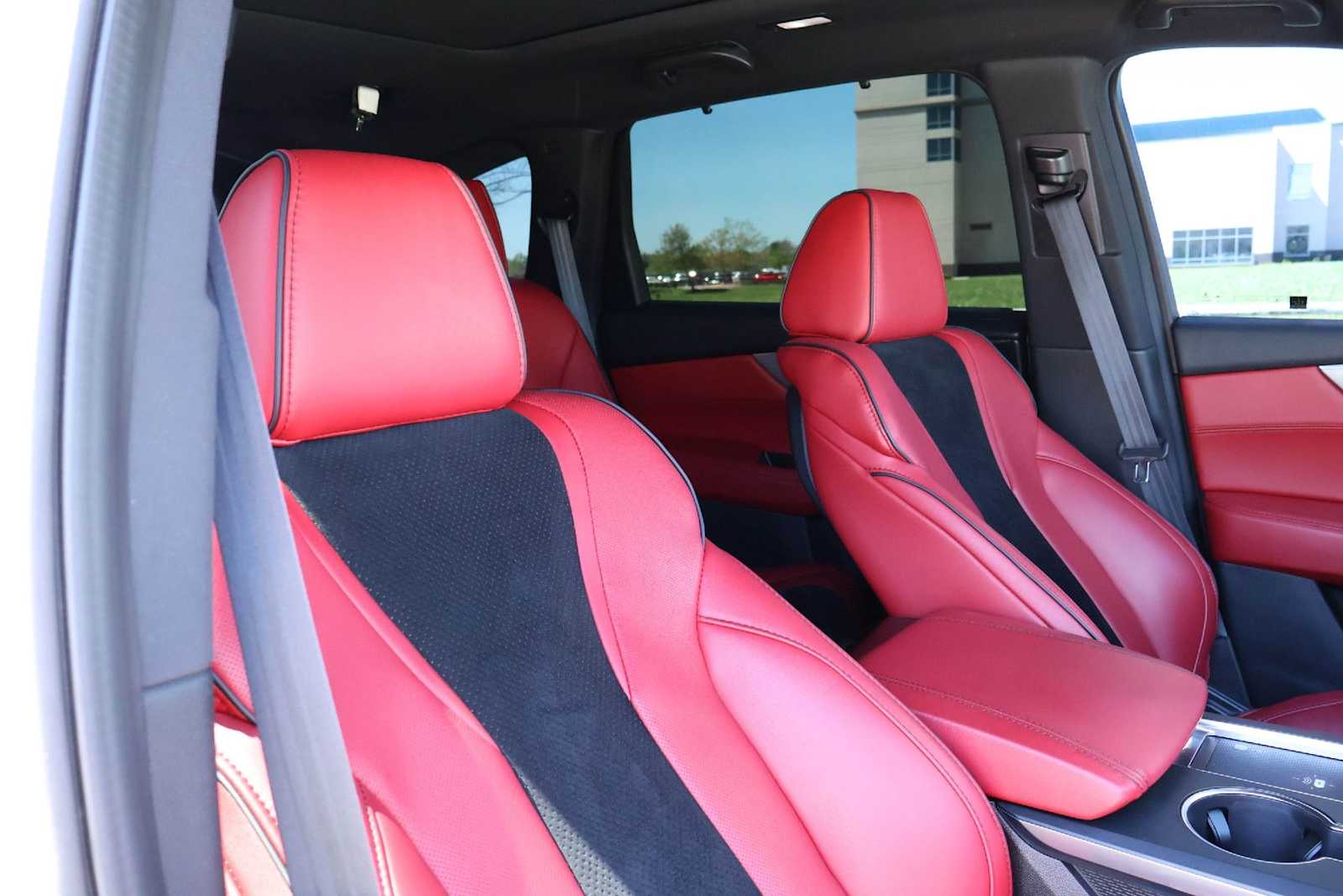 Thumbnail: 2023 Acura MDX - 14