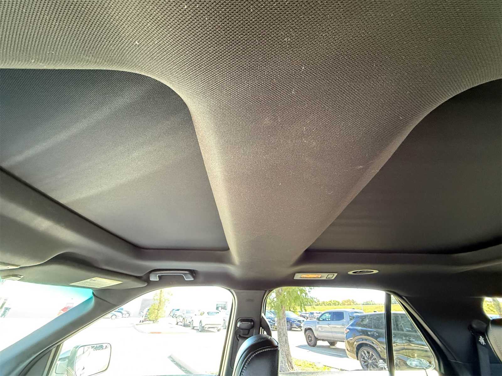 Thumbnail: 2016 Ford Explorer - 28