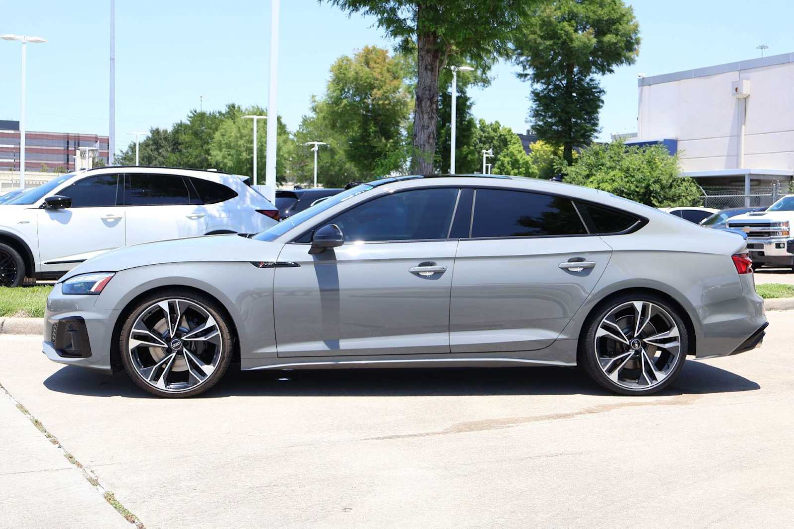 Thumbnail: 2021 Audi S5 - 3
