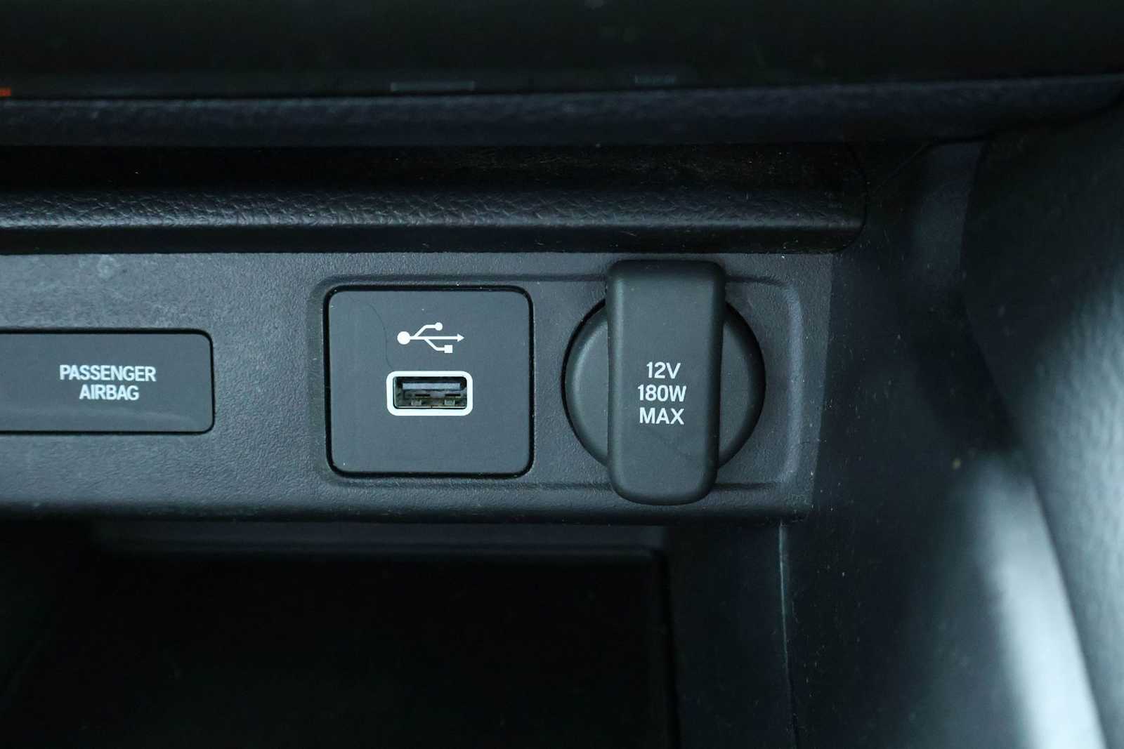 Thumbnail: 2024 Acura Integra - 26