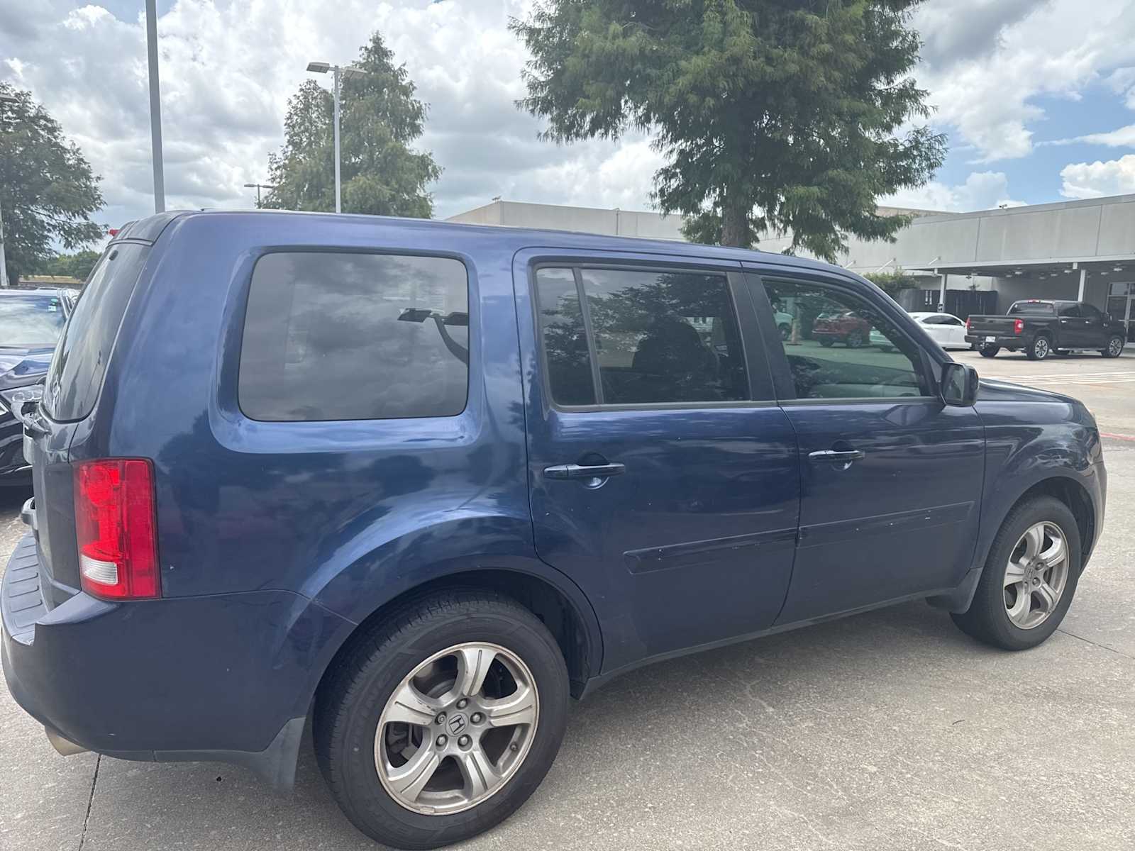 Thumbnail: 2013 Honda Pilot - 4