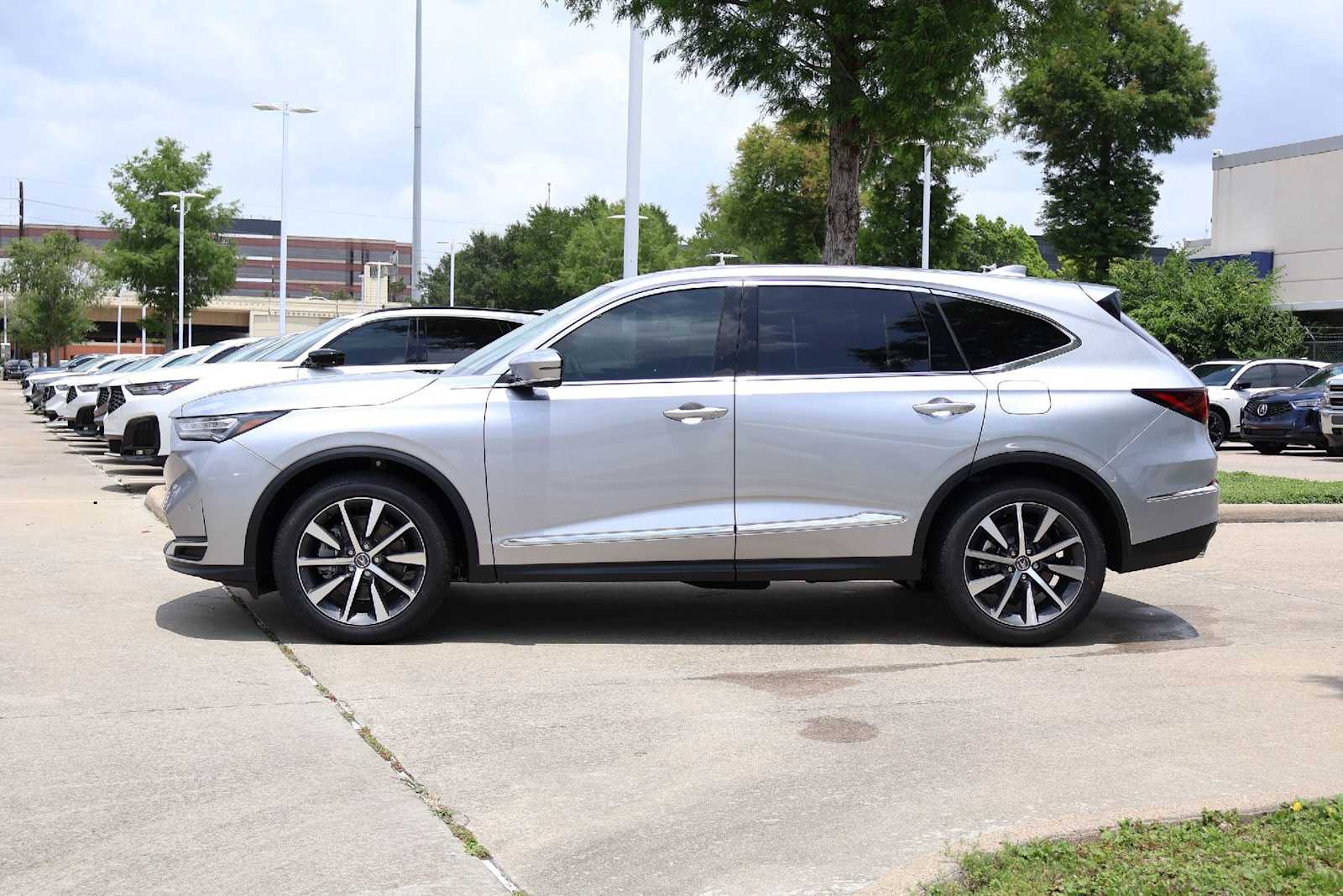 Thumbnail: 2026 Acura MDX - 3