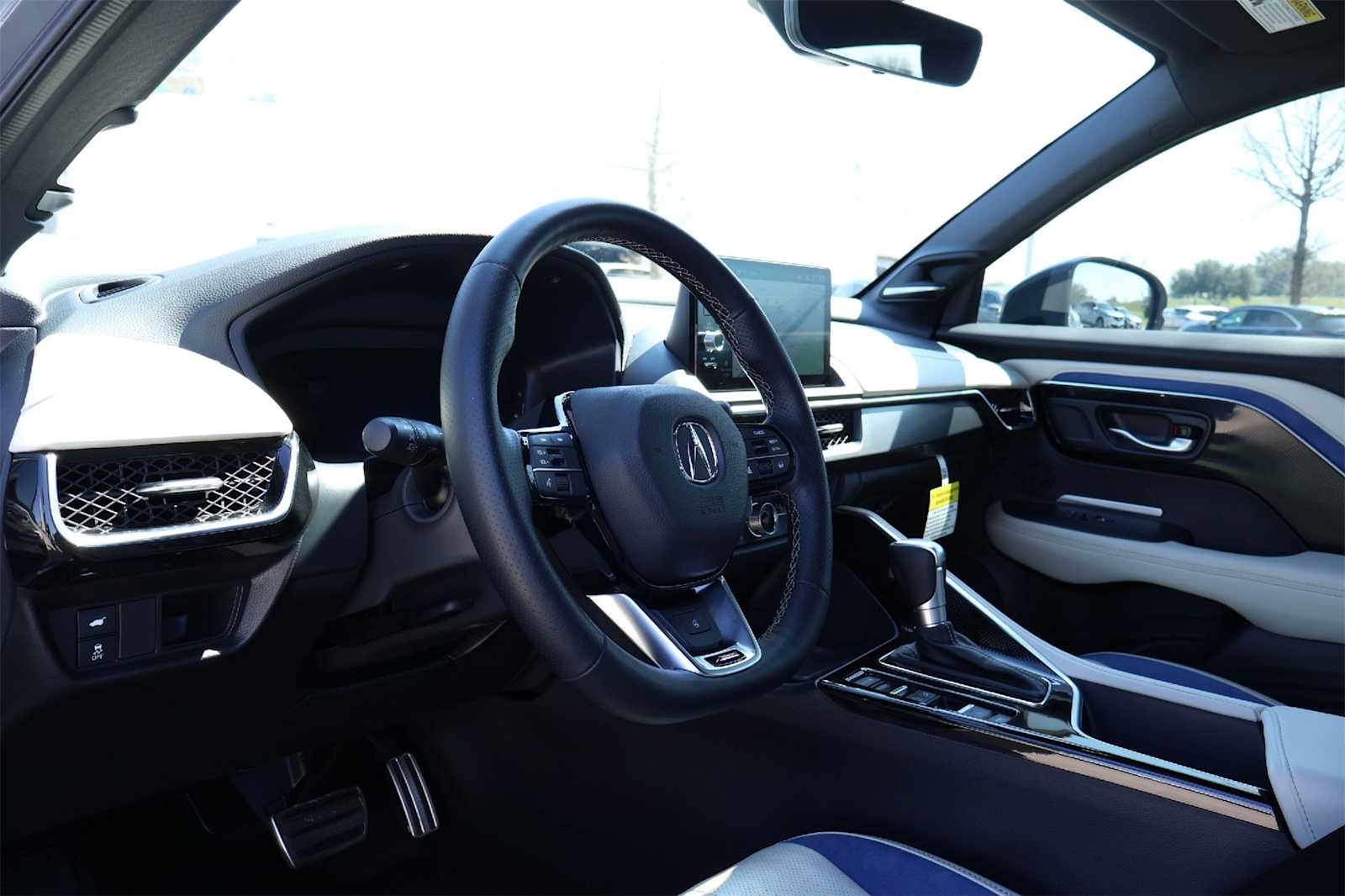 Thumbnail: 2025 Acura ADX - 2