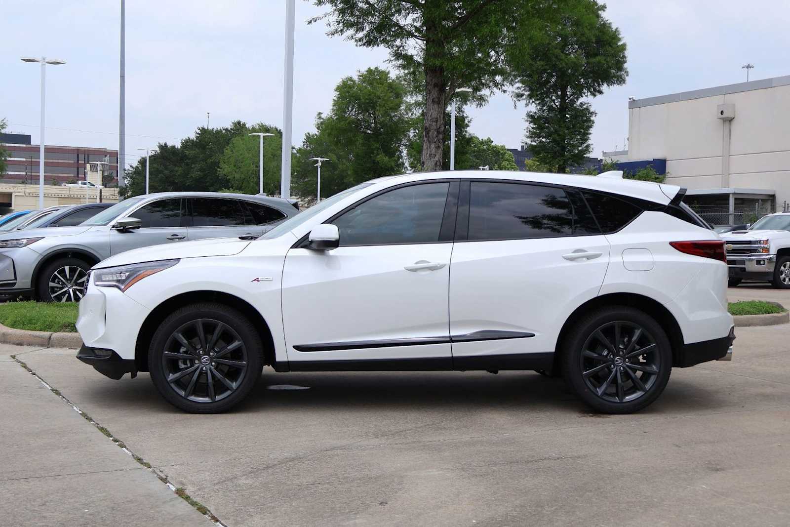 Thumbnail: 2026 Acura RDX - 3