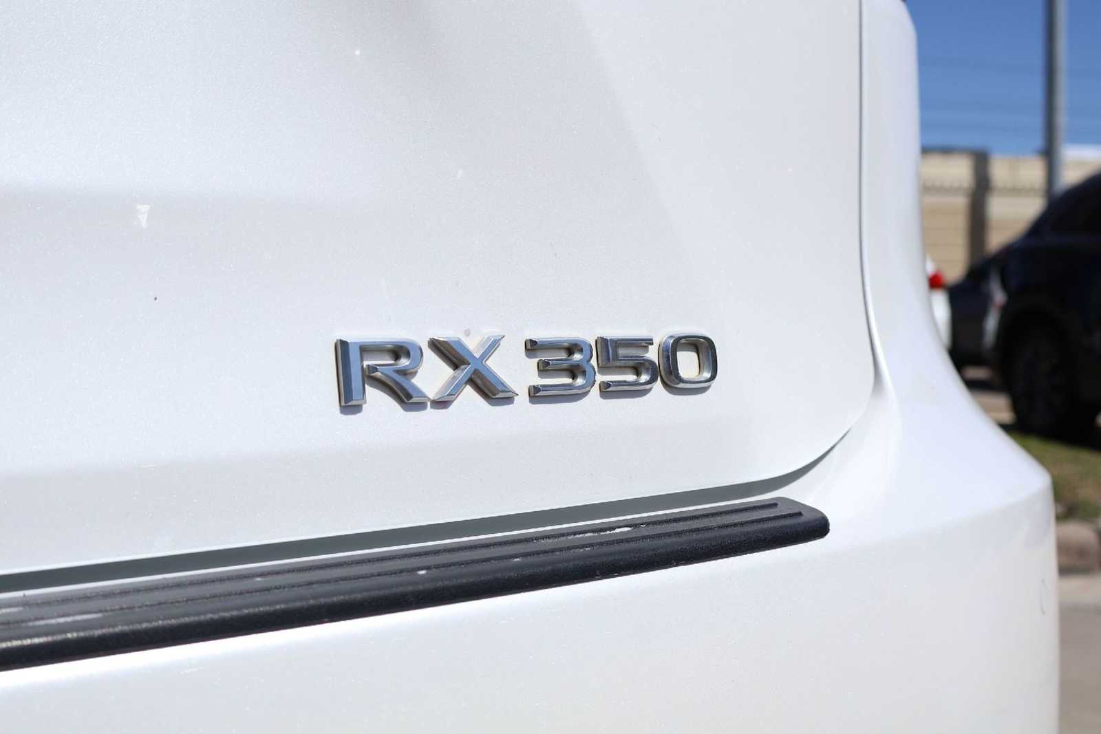 Thumbnail: 2020 Lexus RX - 7