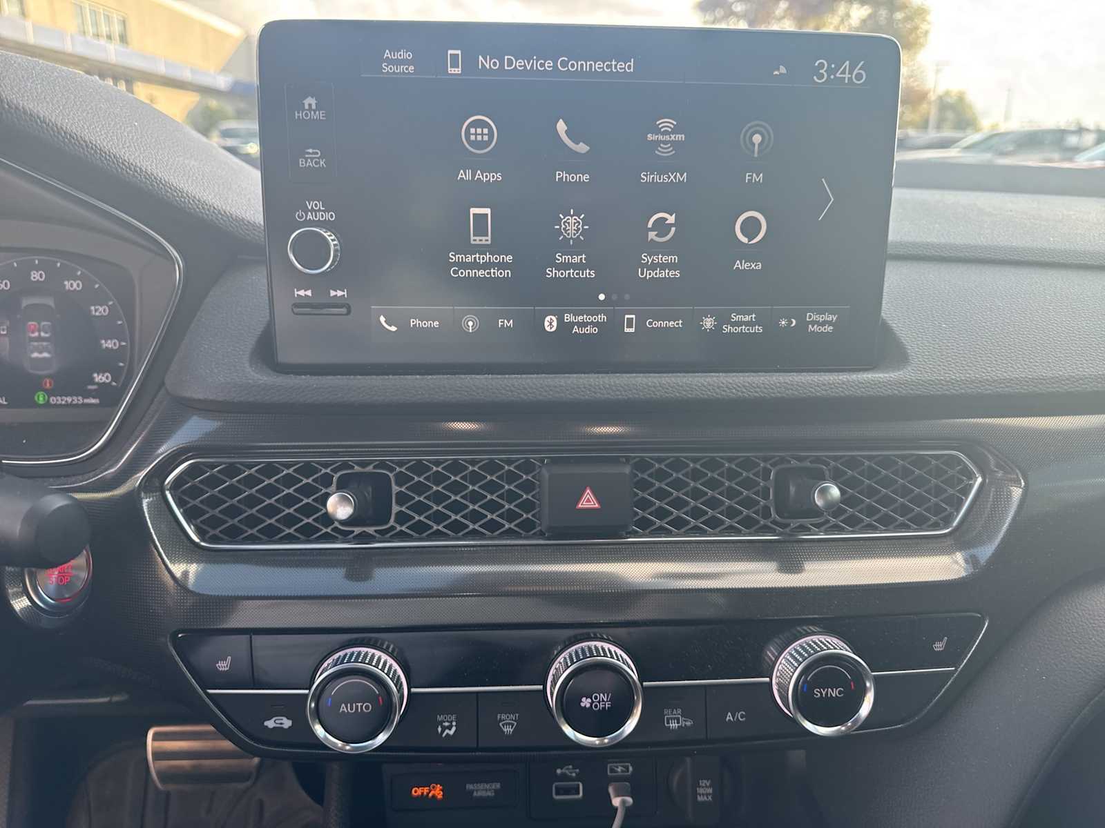 Thumbnail: 2023 Acura Integra - 10