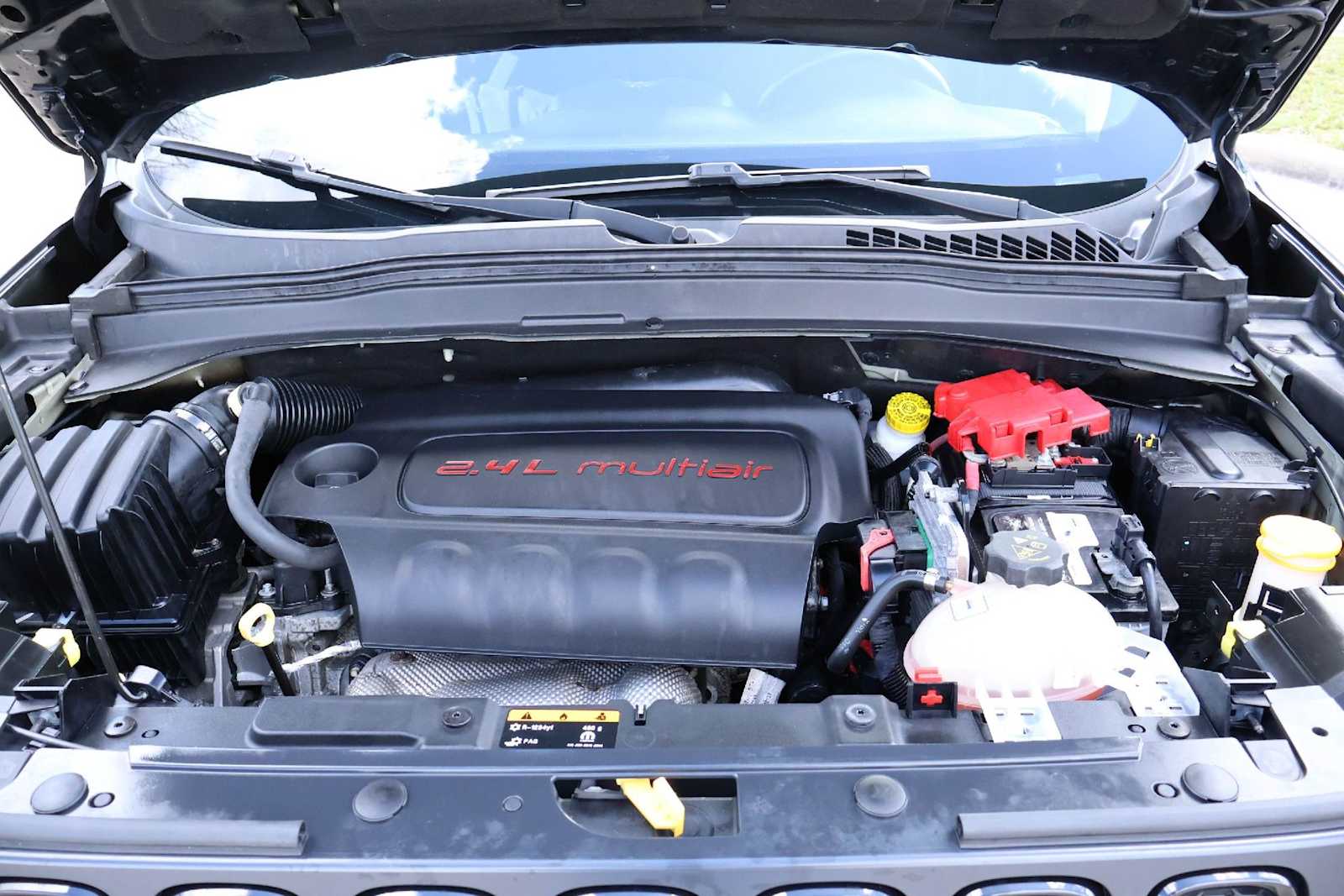 Thumbnail: 2018 Jeep Renegade - 9