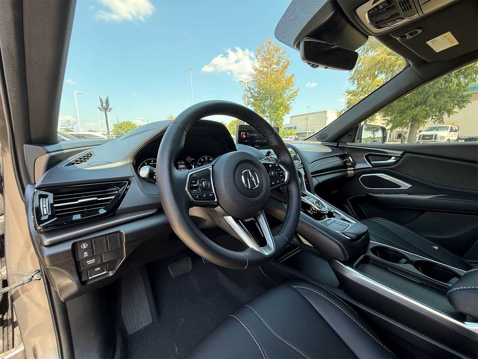 2025 Acura RDX photo 2
