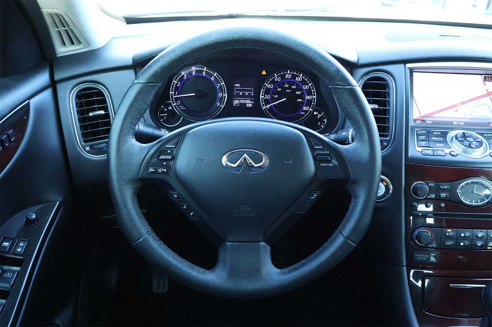 Thumbnail: 2017 INFINITI QX50 - 15