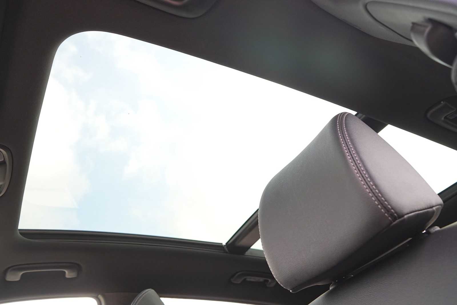 Thumbnail: 2021 Kia Sportage - 25