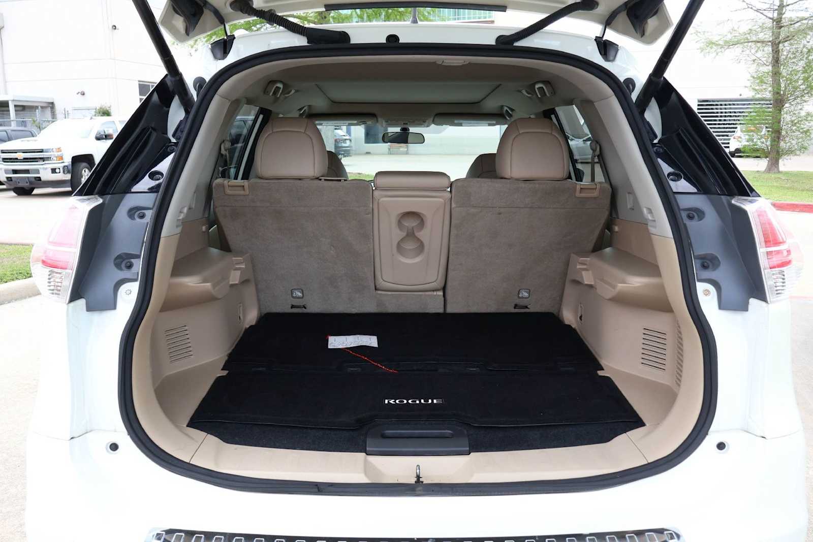 Thumbnail: 2016 Nissan Rogue - 19