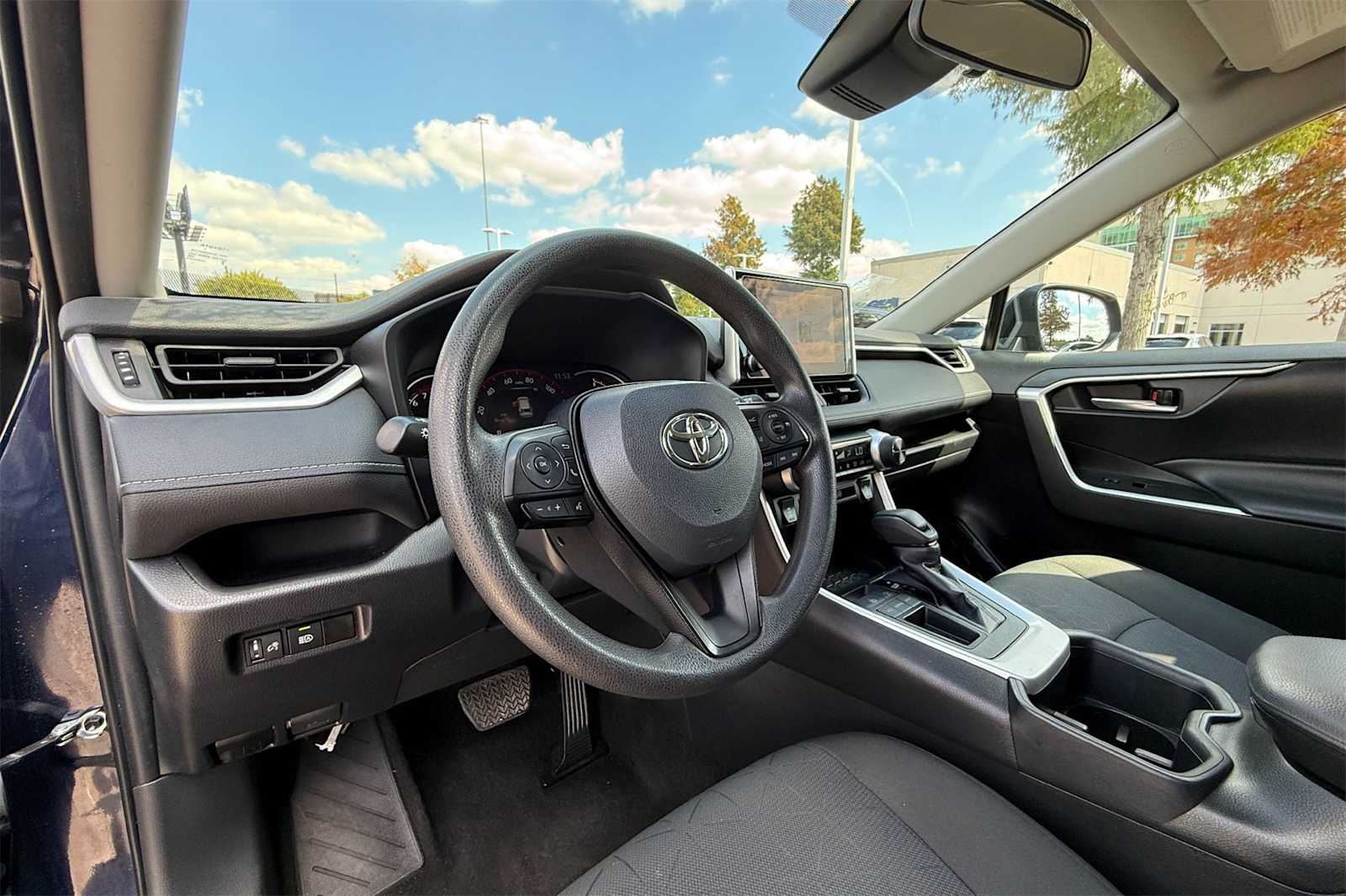 Thumbnail: 2024 Toyota RAV4 - 2