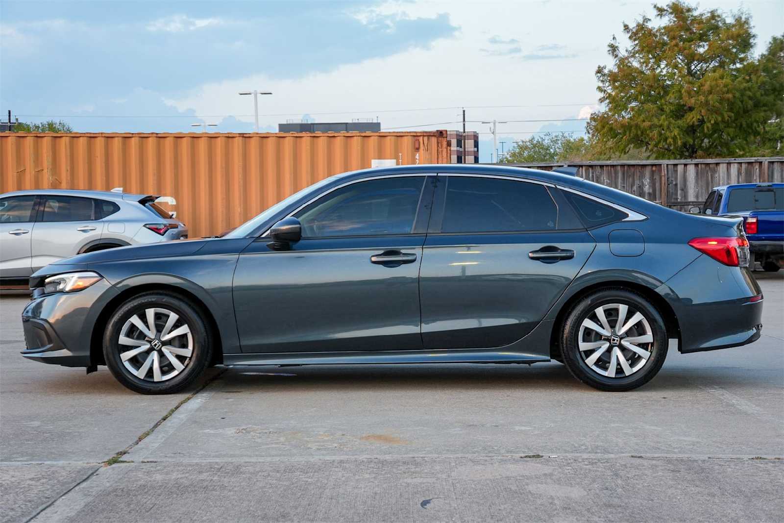 Thumbnail: 2024 Honda Civic - 3