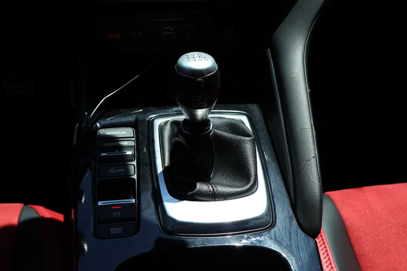 Thumbnail: 2025 Acura Integra - 17