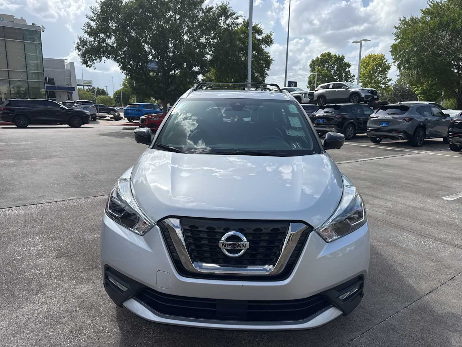 Thumbnail: 2020 Nissan Kicks - 2