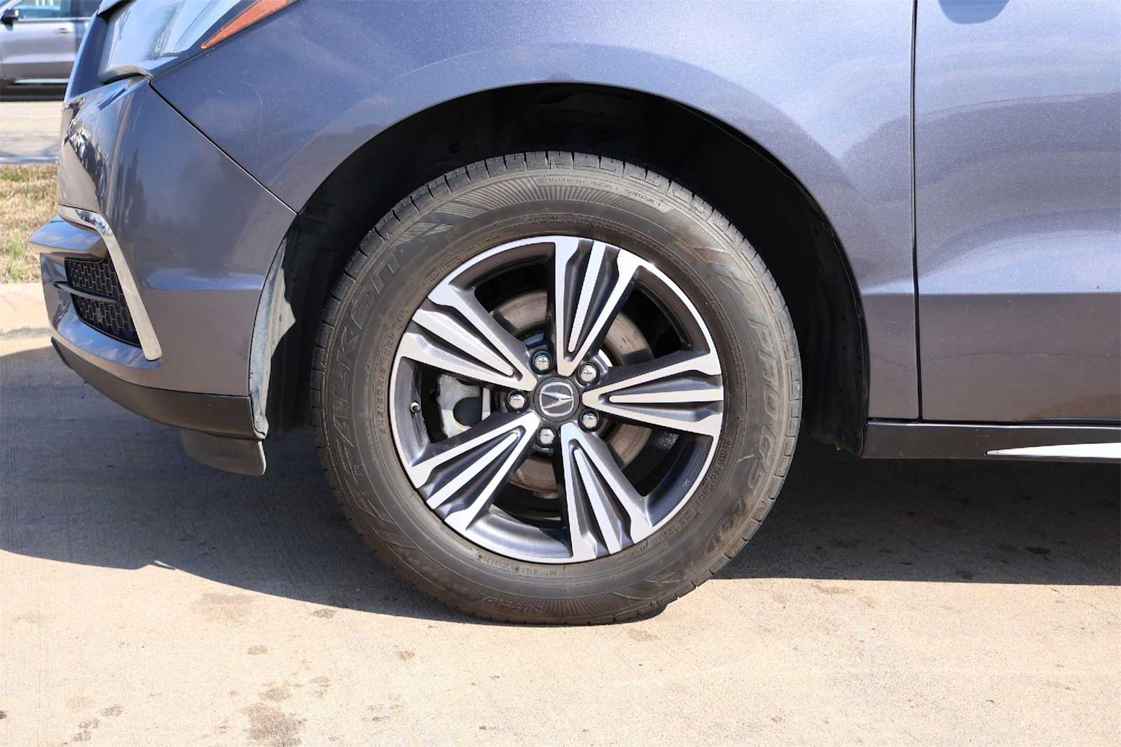 Thumbnail: 2018 Acura MDX - 8