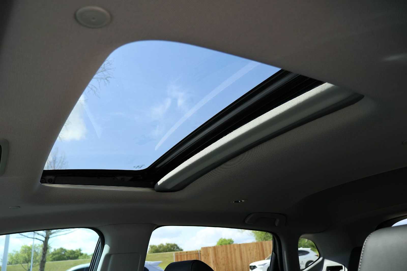 Thumbnail: 2025 Acura ADX - 29