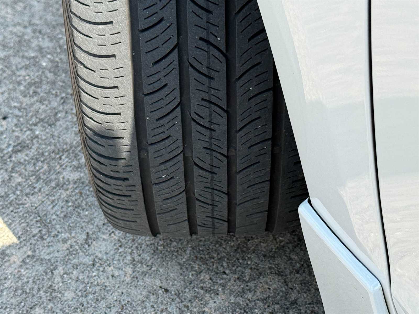 Thumbnail: 2020 Acura ILX - 30