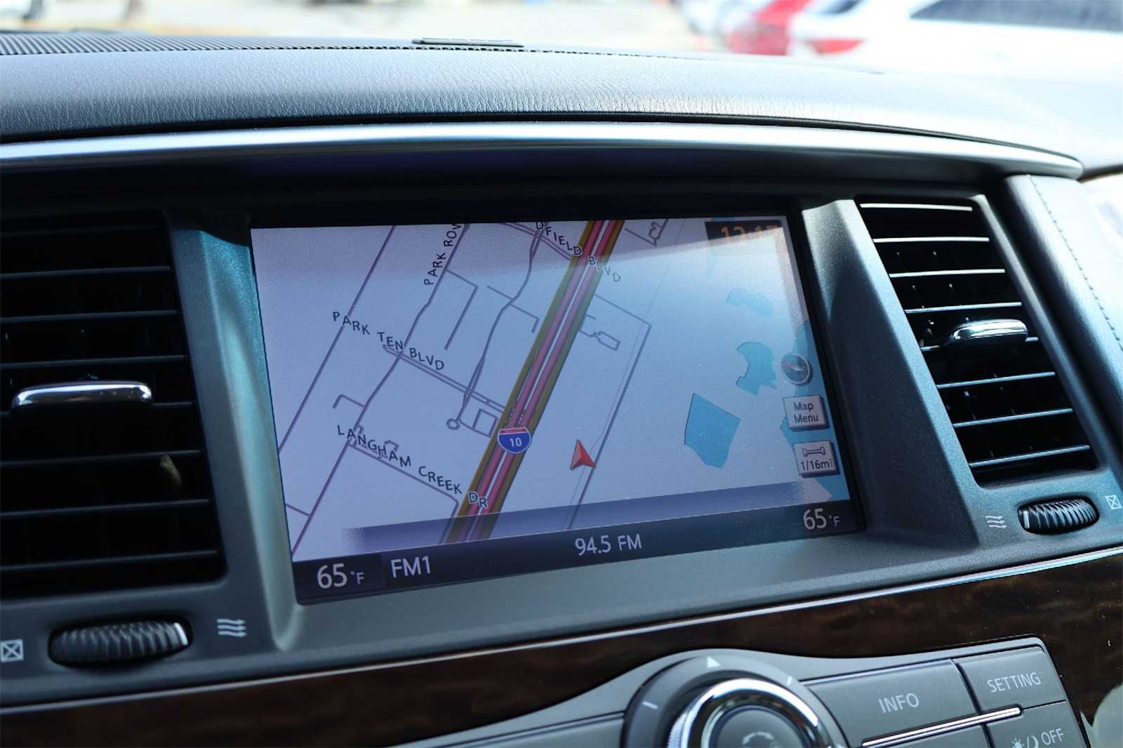 Thumbnail: 2017 Nissan Armada - 27