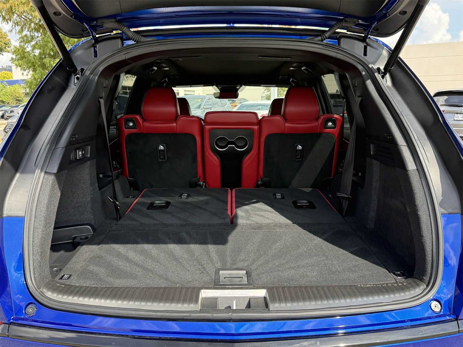 Thumbnail: 2025 Acura MDX - 19