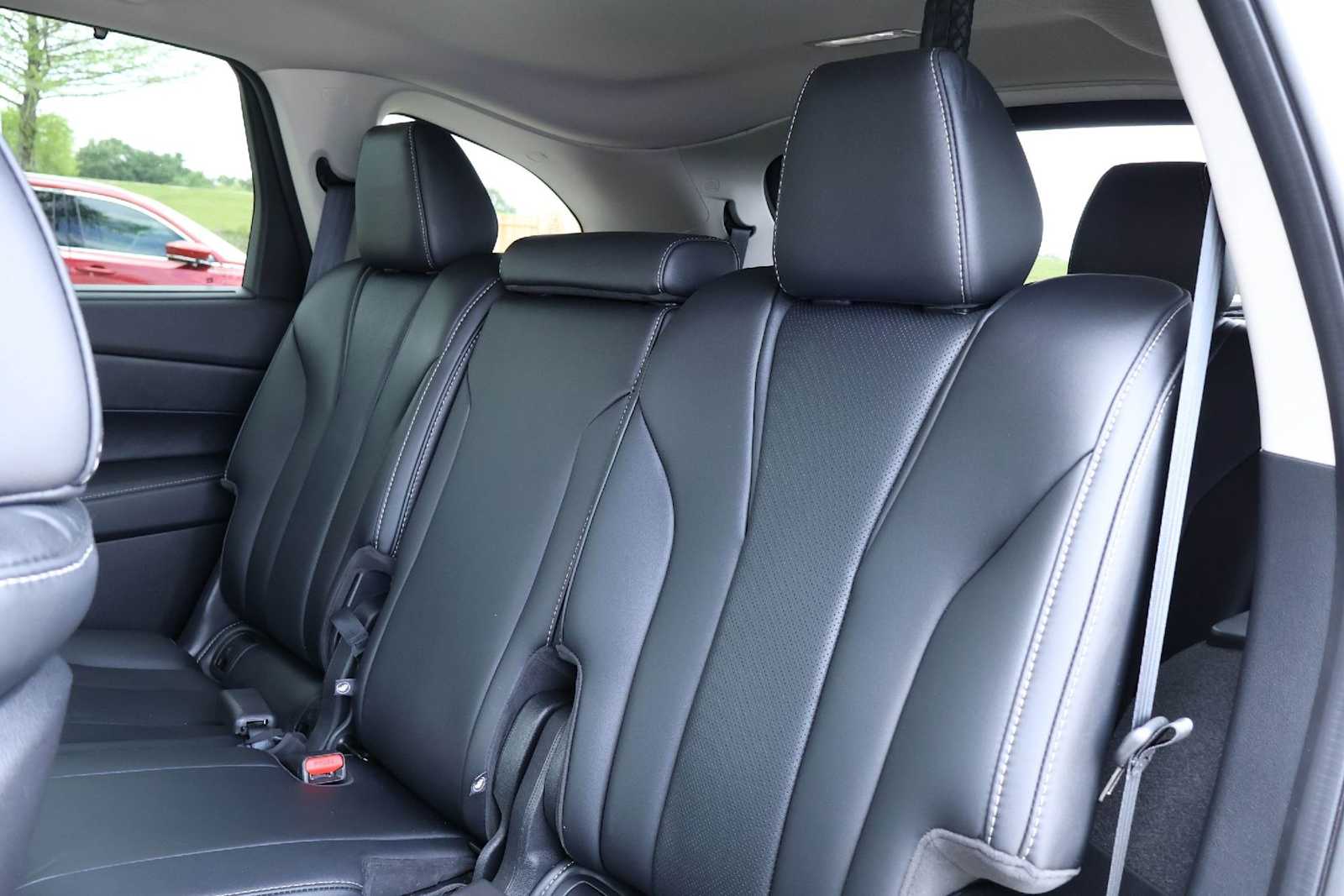 Thumbnail: 2023 Acura MDX - 13