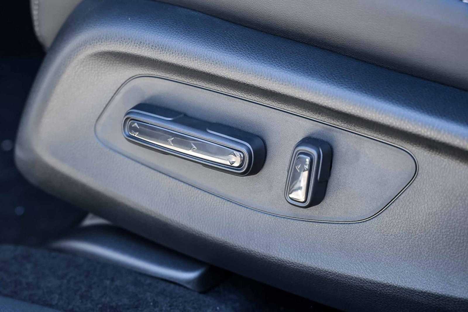 Thumbnail: 2025 Acura ADX - 24