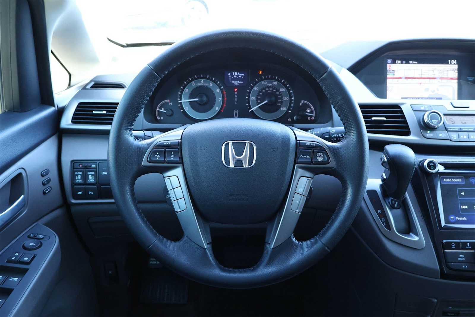 Thumbnail: 2016 Honda Odyssey - 15