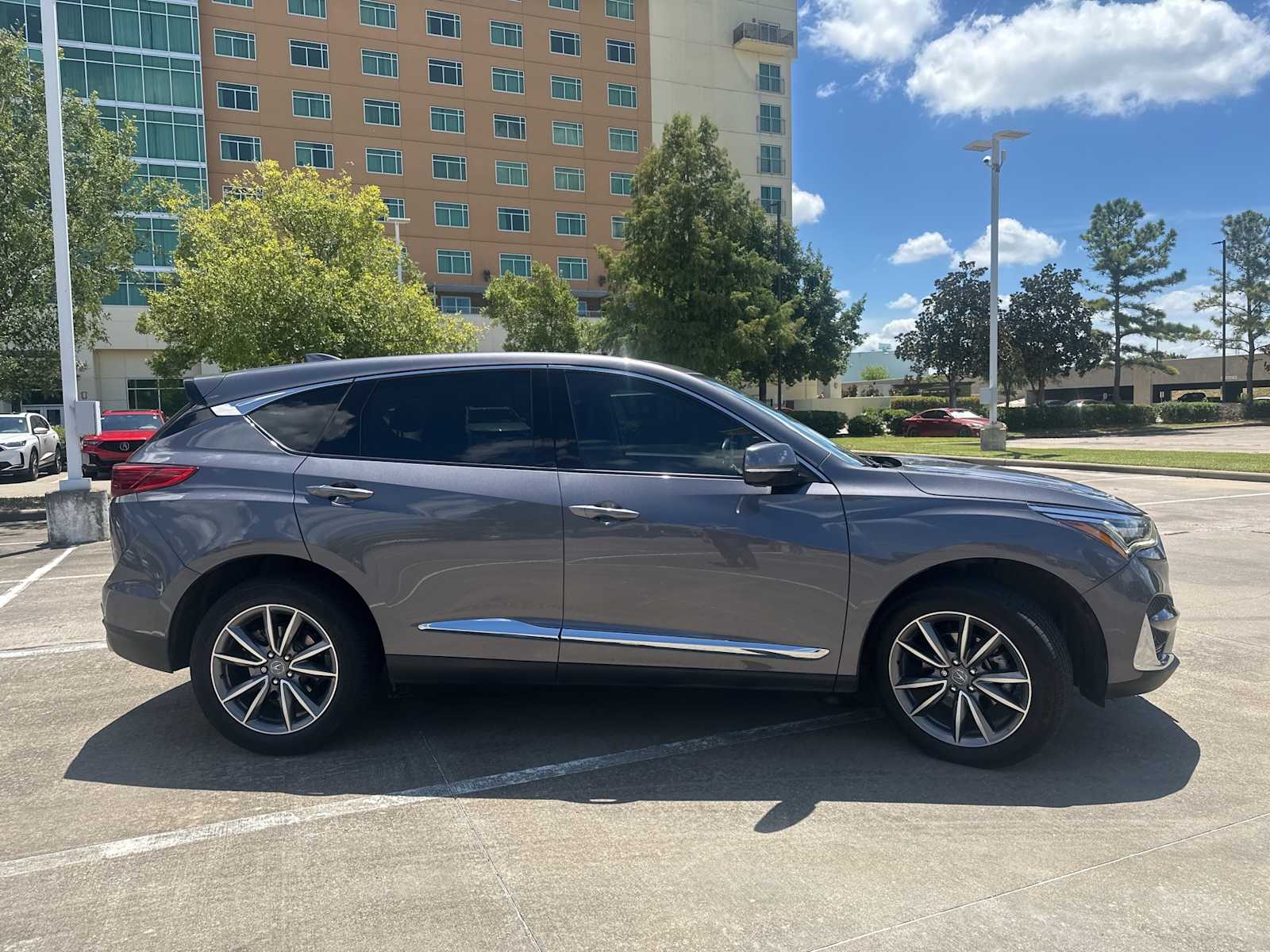 Thumbnail: 2021 Acura RDX - 4