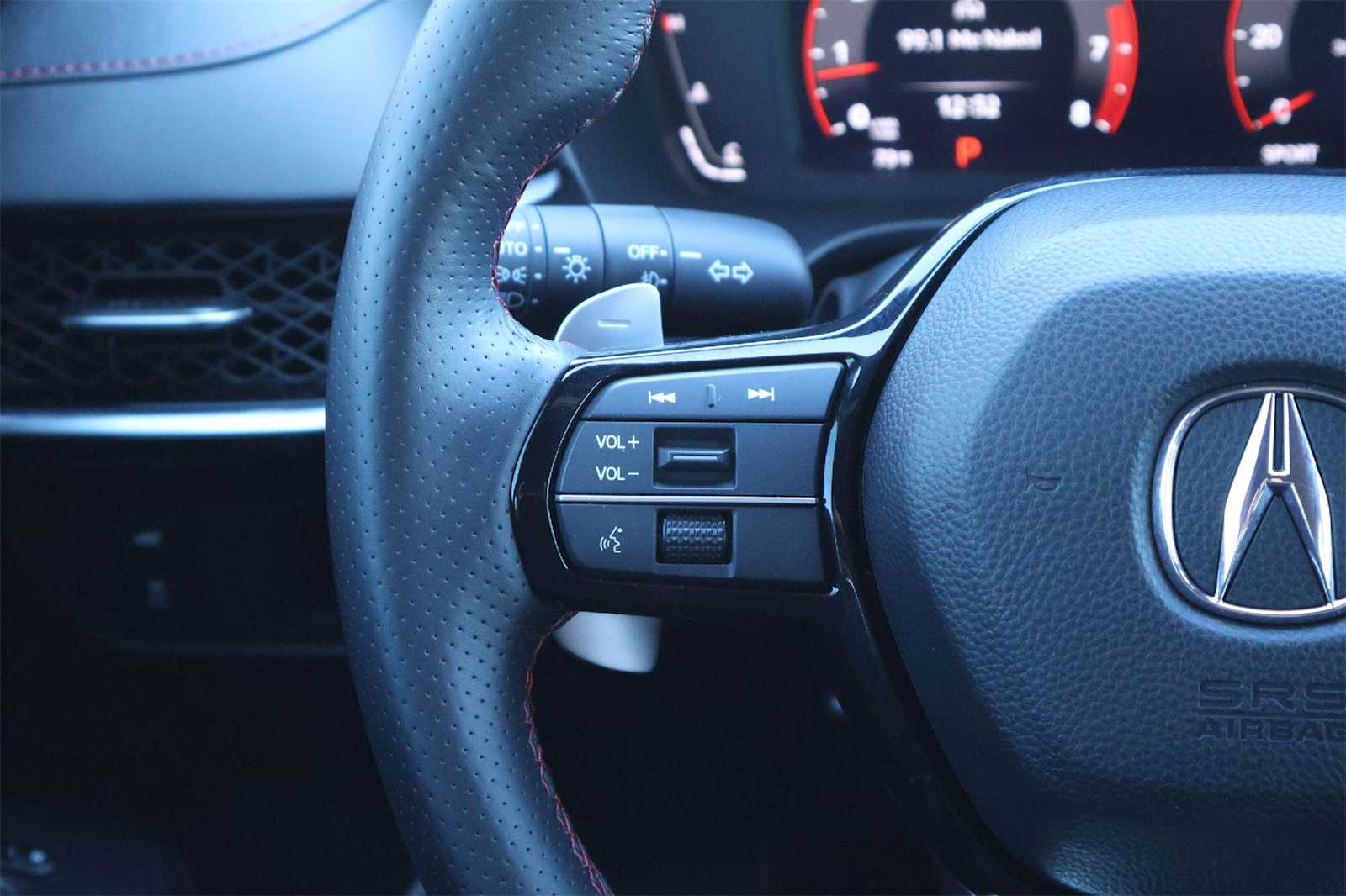 Thumbnail: 2025 Acura ADX - 22