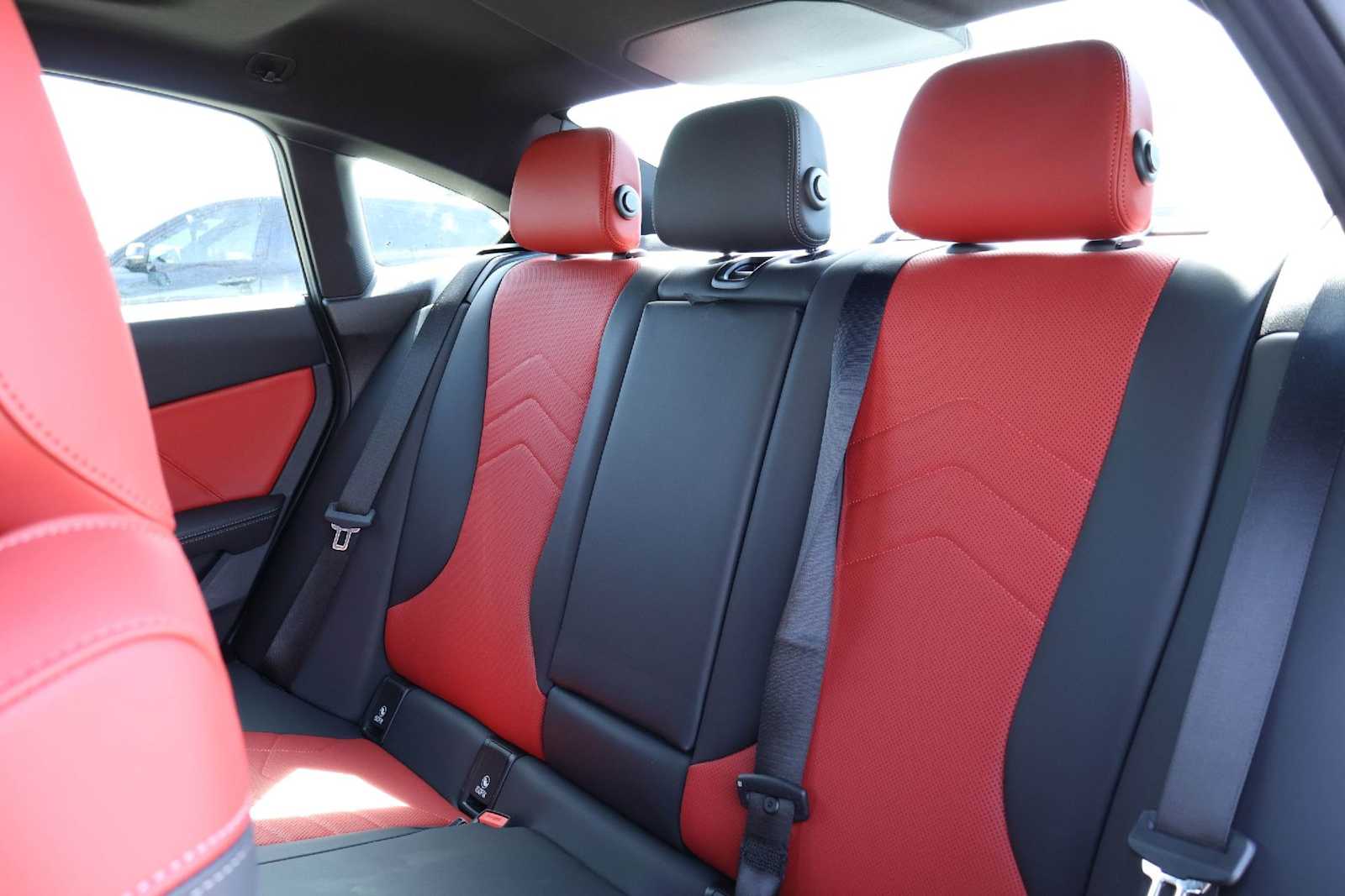 Thumbnail: 2025 BMW 2 Series - 13