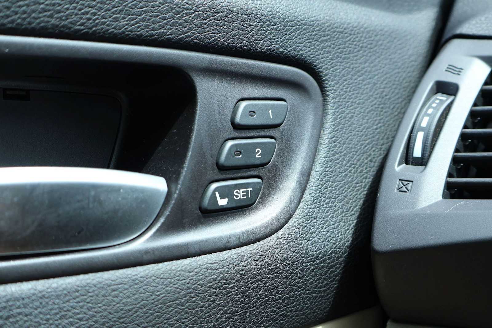 Thumbnail: 2014 Acura MDX - 25