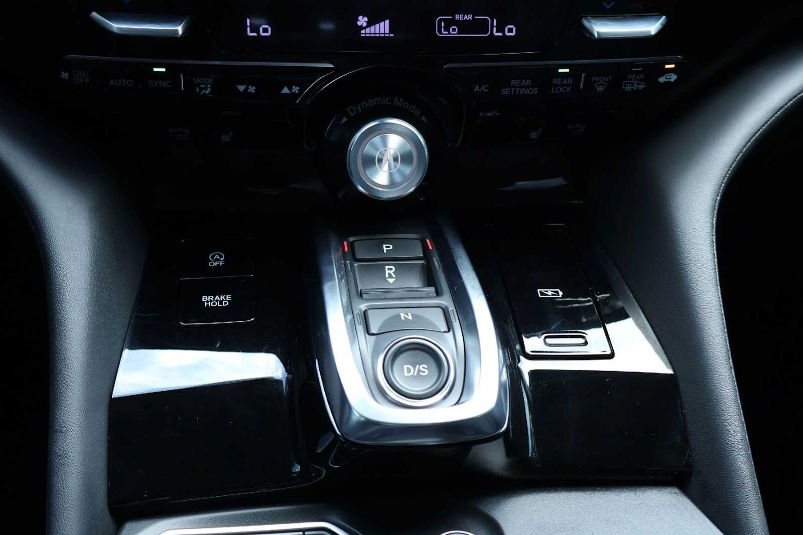 Thumbnail: 2024 Acura MDX - 17