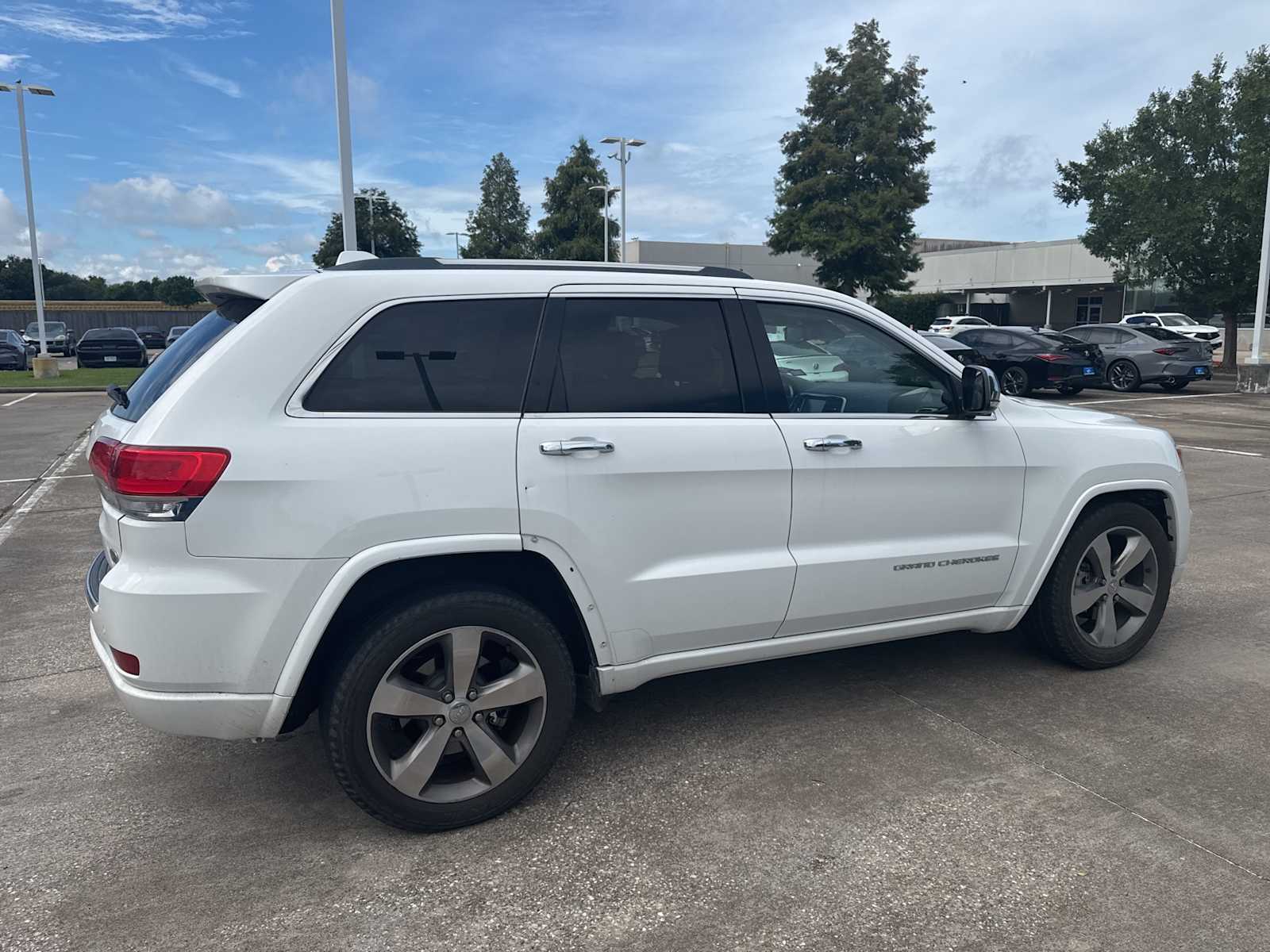 Thumbnail: 2014 Jeep Grand Cherokee - 4