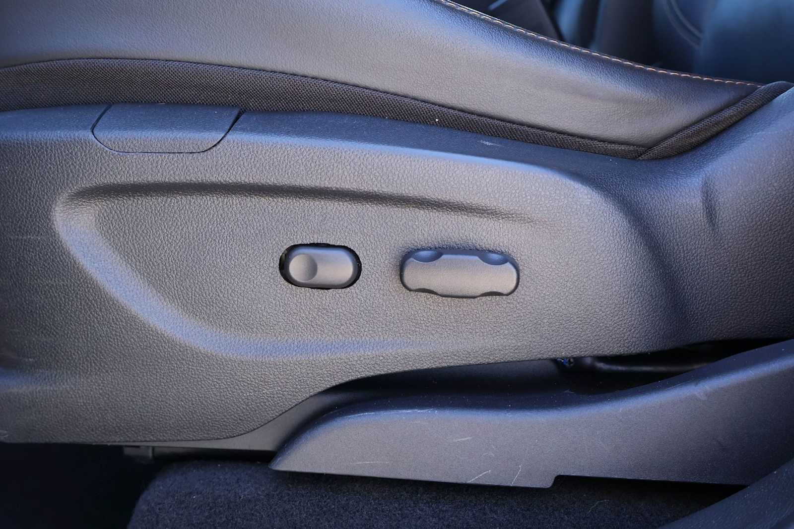 Thumbnail: 2018 Chevrolet Trax - 24