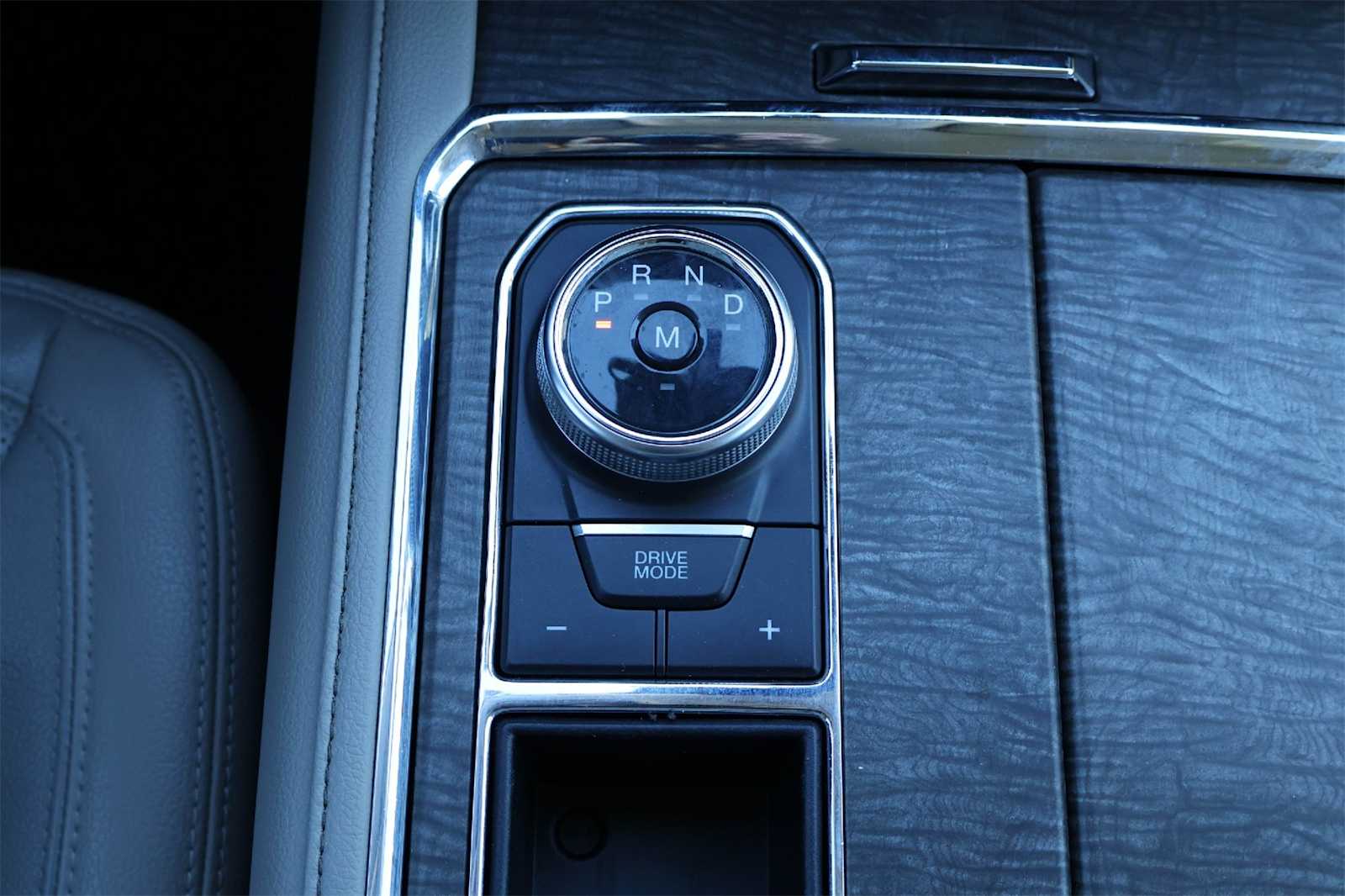 Thumbnail: 2019 Ford Expedition - 17