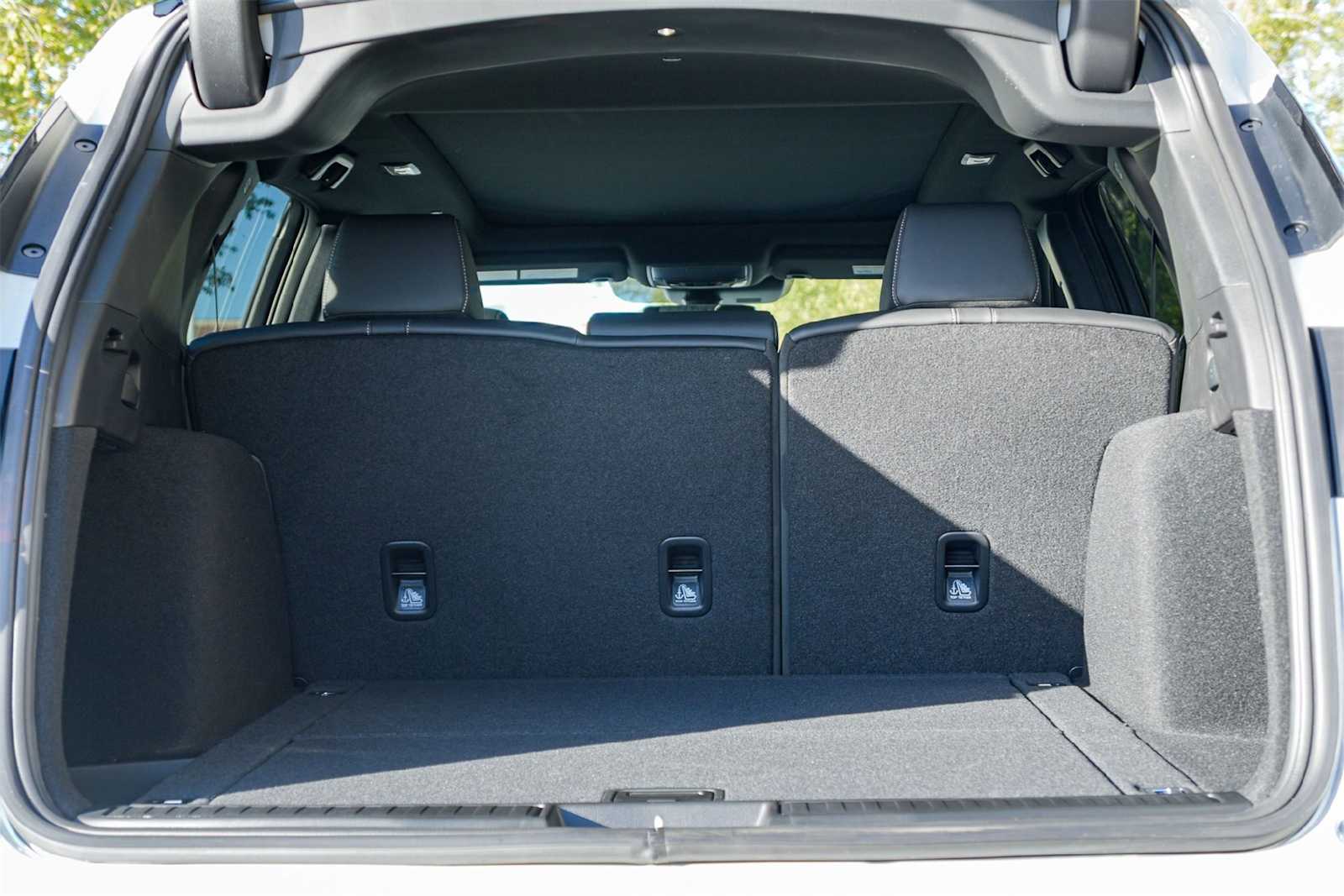 Thumbnail: 2026 Acura RDX - 19